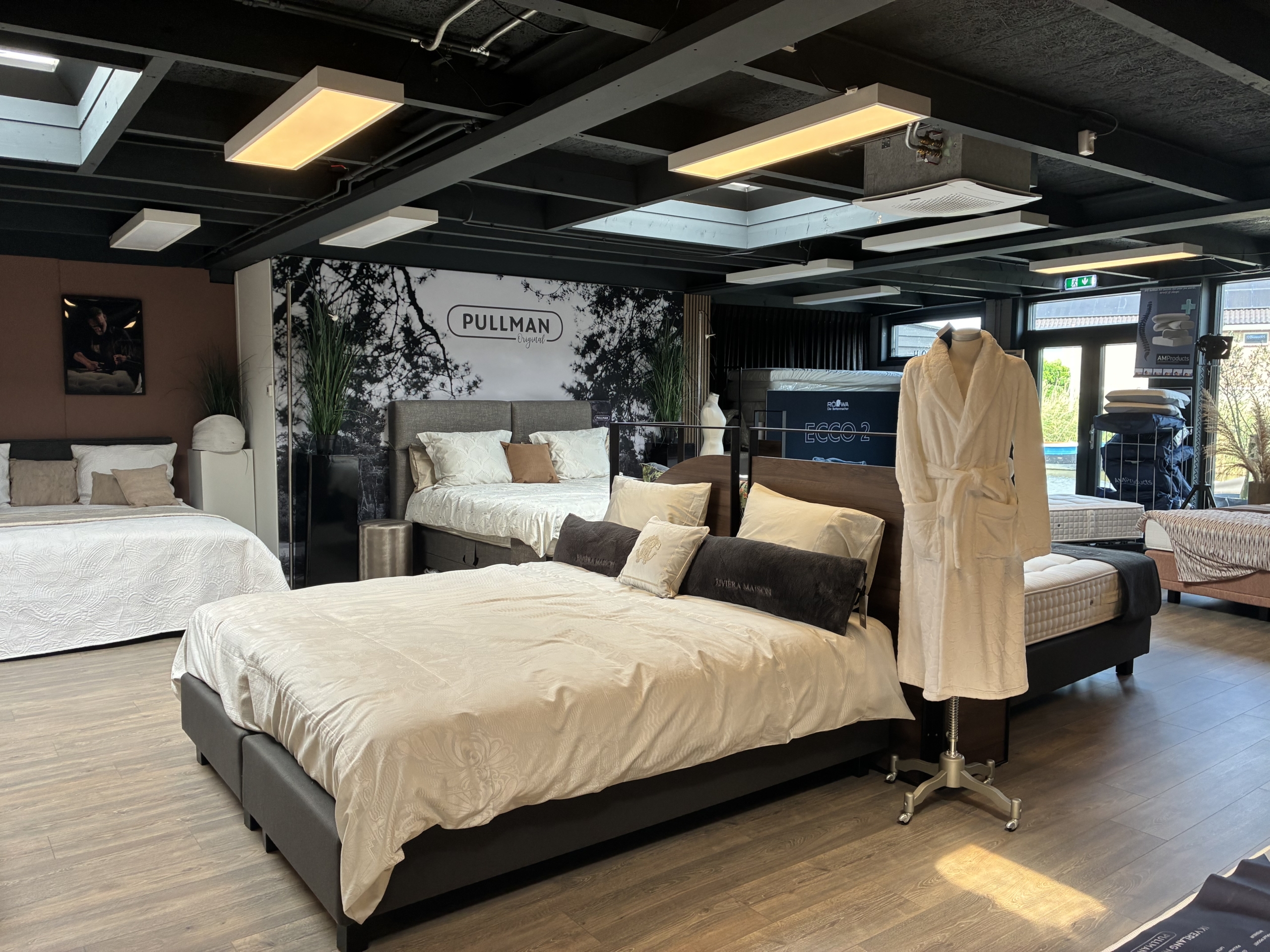 Showroom Leen van Heusden De Lier