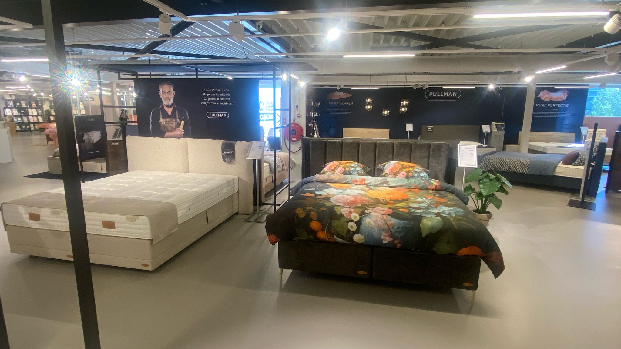 Showroom De Bedstee Beddenspeciaalzaak Zaandam