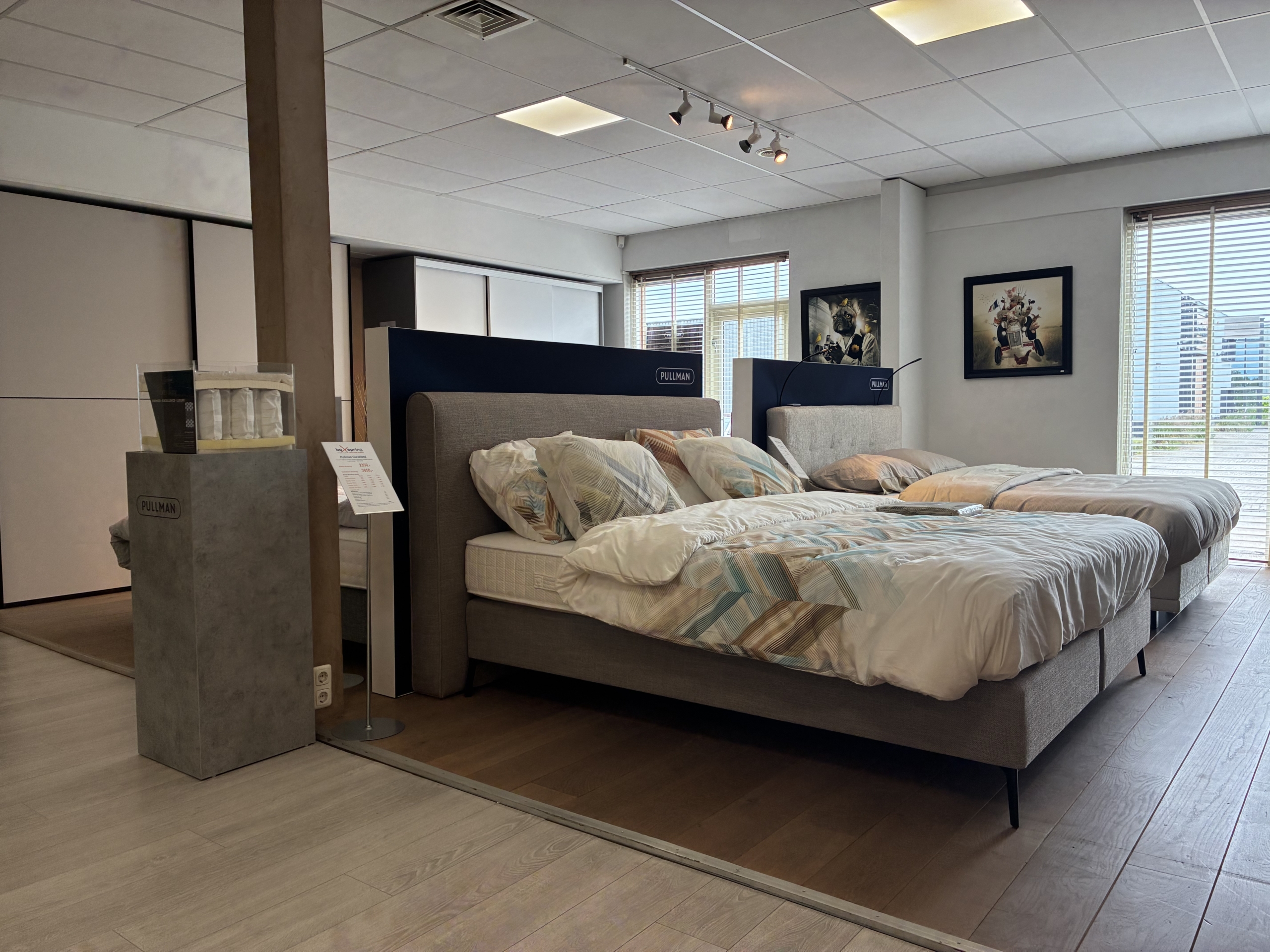 Showroom Boxspringspecialist van der Horst Waddinxveen